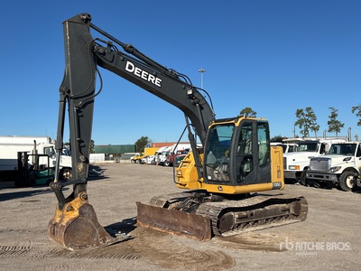 2015 John Deere 135G Tracked Excavator