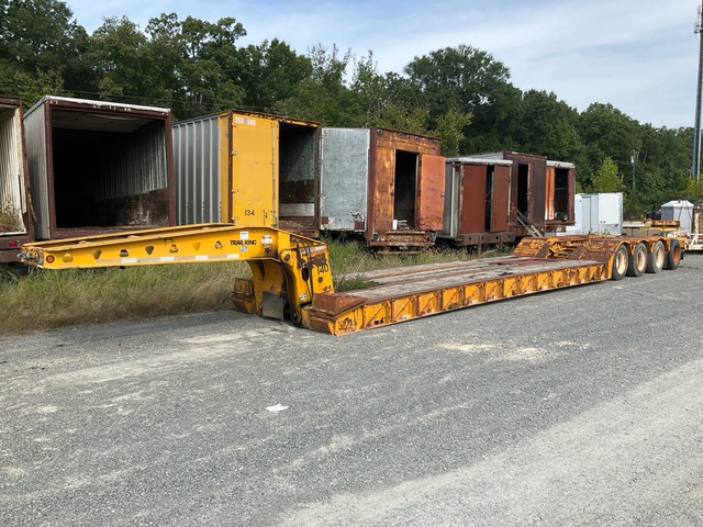 Trail King TK110 Tri/A Removable Gooseneck Lowboy Trailer Trail King TK110 Tri/A Removable Gooseneck Lowboy Trailer