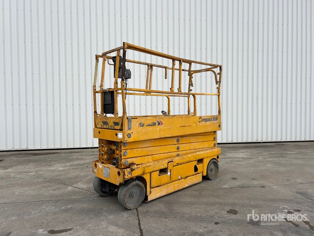 2017 Haulotte Compact 10N Electric Nacelle Ciseau Electrique Scissor ...