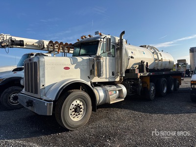 2014 Peterbilt 348 10x4 Vacuum Tanker Truck (Inoperable)