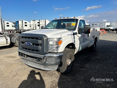 2016 Ford F-250 XL 4x4 Ciężarówka użytkowa (Inoperable)