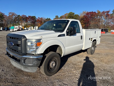 2016 Ford F-250 XL 4x4 Utility Truck
