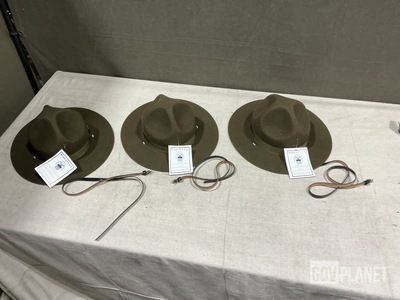 (33) Service Hats