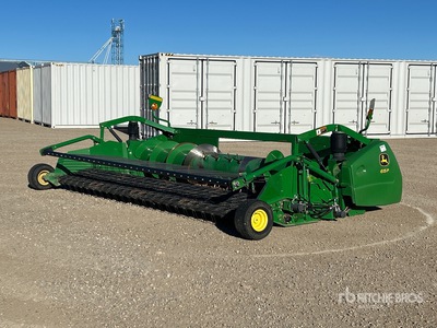 2013 John Deere 615P 15 ft Draper Combine Pickup Header