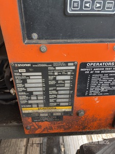 2017 Snorkelift S3370RT Elevador de tijera (Inoperable)