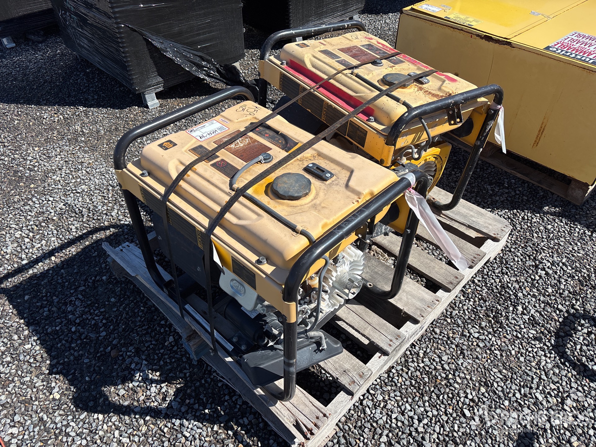 Quantity of (2) Dewalt DXGNR6500 6500 watt Portable Gen Set (Inoperable)