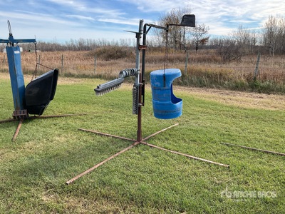 Cattle Mineral & Scratcher Station