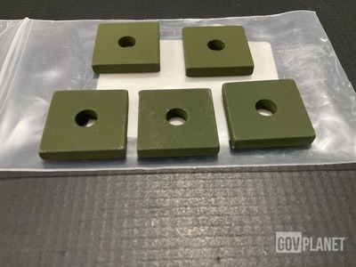 (1,042) 12340132 Plate Spacers