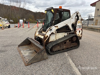 2007 Bobcat T190 Two-Speed を見 Compact Track Loader