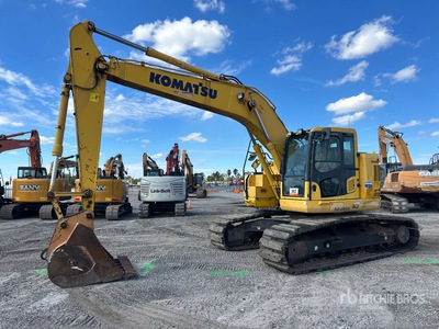 2018 Komatsu PC238USLC-11 Excavadora de Cadenas