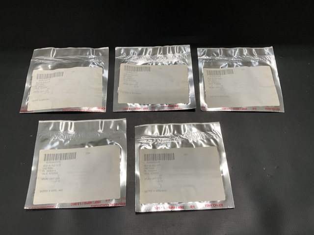 (19) Honeywell 886919-4 Metering Valves