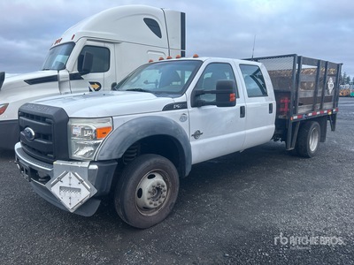 2016 Ford F-550 XL 4x4 Crew Cab Platte vrachtwagen (Inoperable)