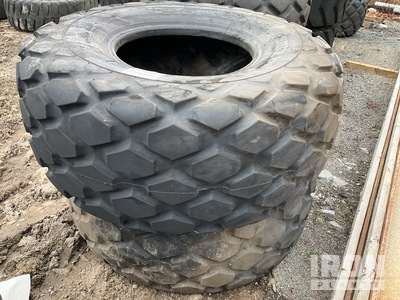 Quantity of (2) Galaxy 28L-26 Honey wagon special Reifen