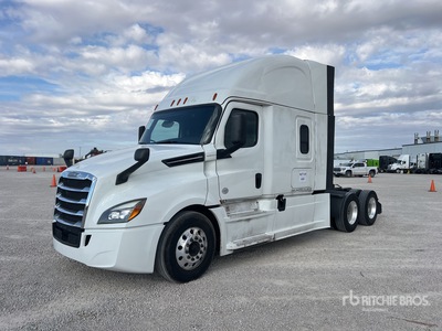 2020 Freightliner Cascadia 126 6x4 تراكتور شاحنة كابينة النوم (ثنائية المحور)