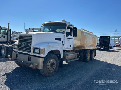 2006 Mack CHN613 Autocarro per acqua (Inoperable)