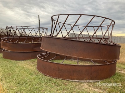 Quantity of (4) Round Bale Livestock Feeder