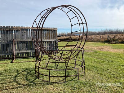 Quantity of (2) Round Bale Alimentatore bestiame