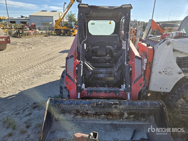 MINI CARGADOR SOBRE RUEDAS 2024 MANITOU 2300V