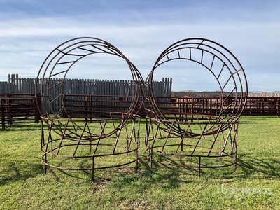 Quantity of (4) Round Bale Alimentatore bestiame