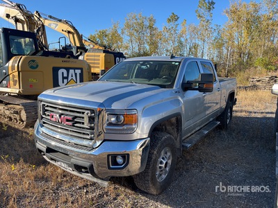 2017 GMC Sierra 2500HD 4x4 Crew Cab Pickup