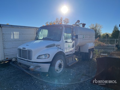 2007 Freightliner M2 106 4x2 Water Truck