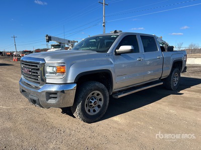2018 GMC Sierra 2500HD 4x4 Crew Cab Pickup