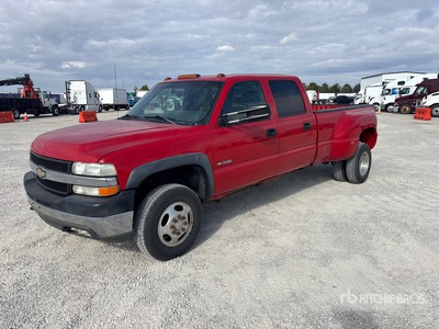2002 Chevrolet SILVERADO 3500 4x4 Crew Cab Pickup