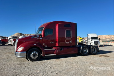 2019 Kenworth T680 6x4 Sleeper Truck Tractor