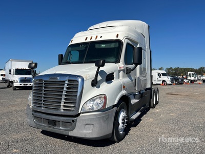 2015 Freightliner Cascadia 113 6x4 Tracteur Routier Couchette