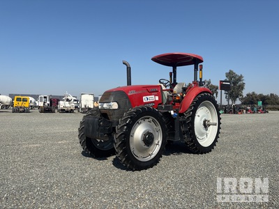 2020 Case Farmall 140A Trattore agricolo 4RM