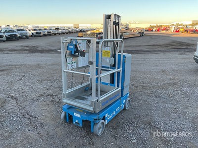 2017 Genie GR20 Vertical Mast Lift