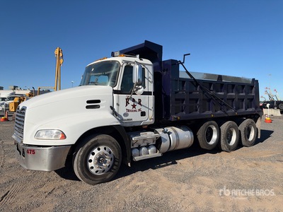 2016 Mack CXU613 8x4 Tri/A Dump Truck