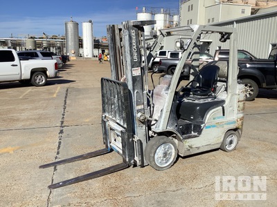 2019 UniCarriers CF50 4400 lb Cushion Tire رافعة شوكية