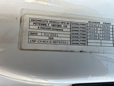 2022 Peterbilt 567 8x4 Tri/A Camión dumper