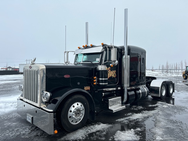 2022 Peterbilt 389 6x4 T/A Sleeper Truck Tractor