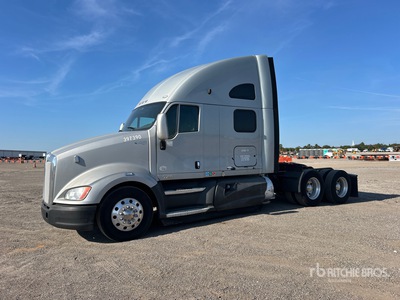 2013 Kenworth T700 6x4 Tracteur Routier Couchette