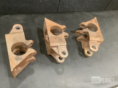 (6) CBT 910-01-088 Trunnion Clamps
