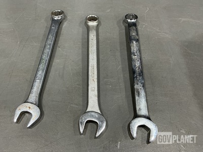 (100) Assorted Hand Wrenches
