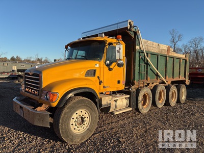 2005 Mack CV713 Granite 10x4 Camion à benne basculante Quad/A
