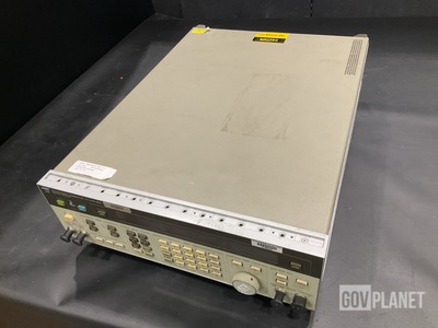 HP 8642B Signal Generator