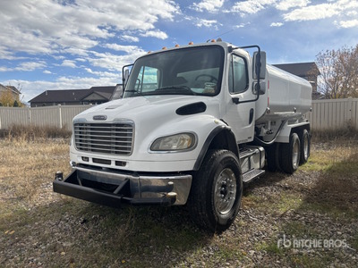 2005 Freightliner M2 106 4000 gal 6x4 Water Truck