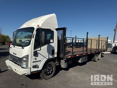 2019 Isuzu NRR 4x2 Flatbed Truck