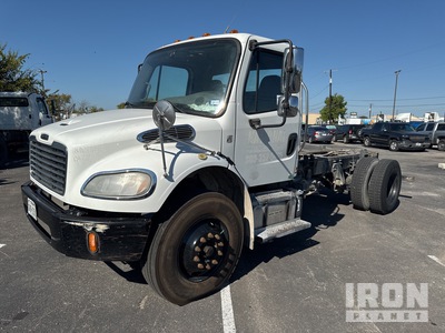 2016 Freightliner M2 106 4x2 Cab and Chassis
