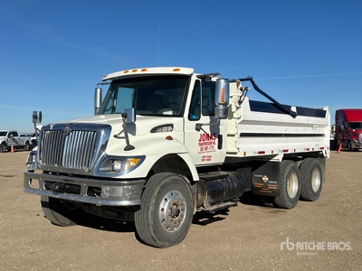 2008 International Workstar 7400 6x4 شاحنة قلابة /محورين