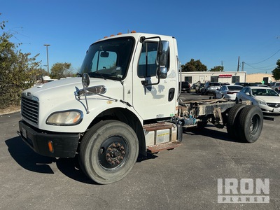 2016 Freightliner M2 106 4x2 Cab and Chassis