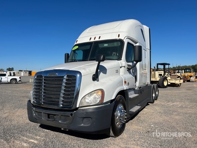 2015 Freightliner Cascadia 125 6x4 T/A Sleeper Truck Tractor