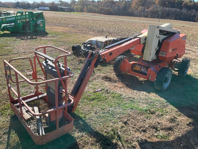 2017 JLG H340AJ 4WD Hybrid Articulating Boom Lift (Inoperable) 2017 JLG H340AJ 4WD Hybrid Articulating Boom Lift (Inoperable)