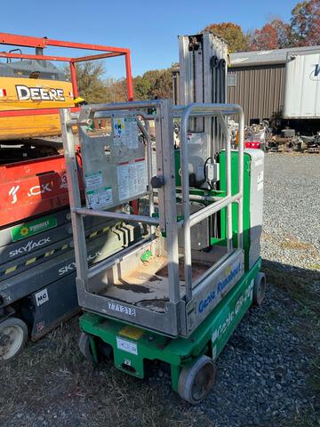 2015 Genie GR-20 Vertical Mast Lift (Inoperable)