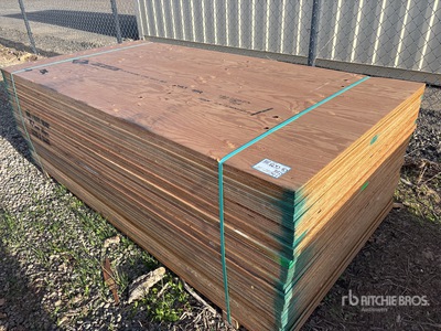 Quantity of (30) 1 in x 4 ft x 8 ft No Stamp Plywood (Unused)