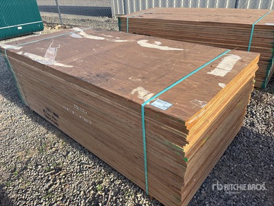 Quantity of (30) 1 in x 4 ft x 8 ft No Stamp Plywood (Unused)